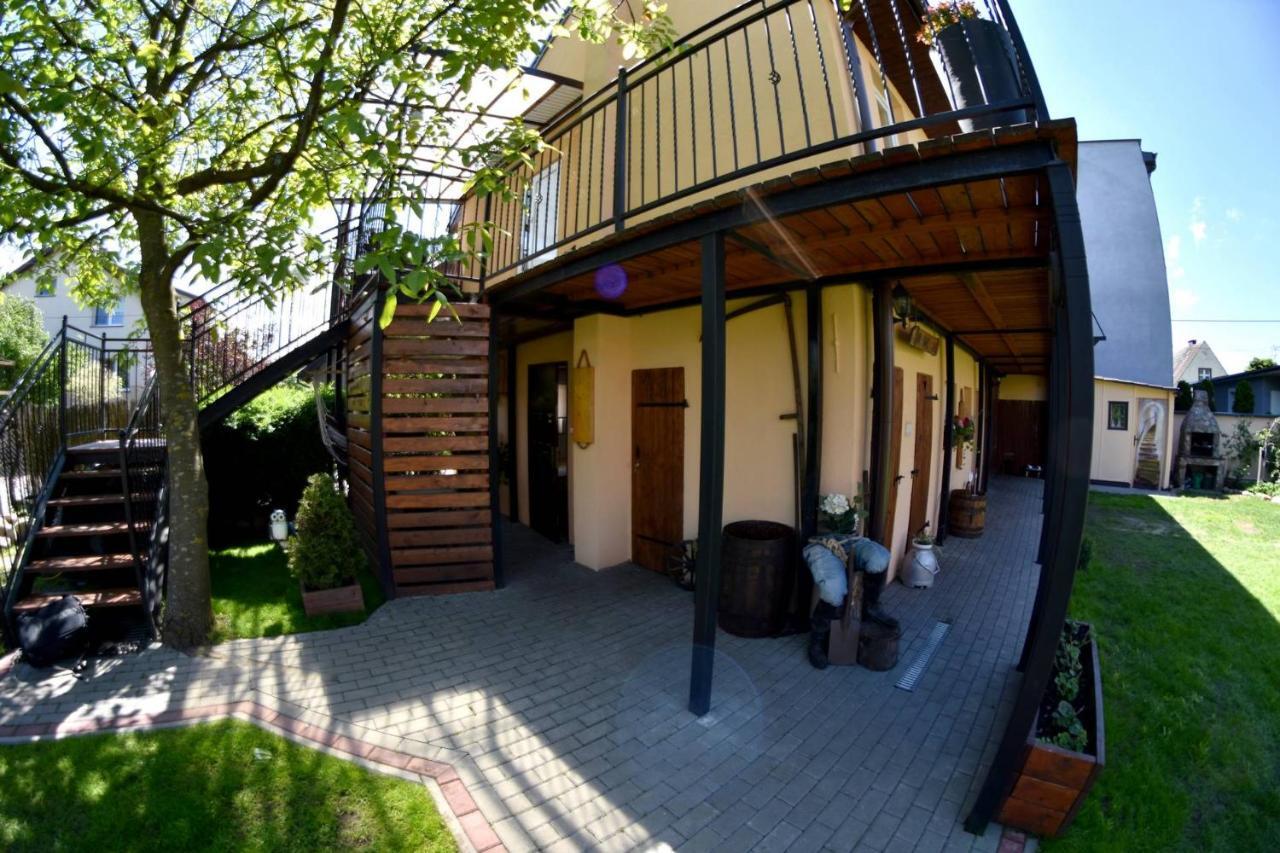 Pokoje Goscinne Ewela Леба Экстерьер фото
